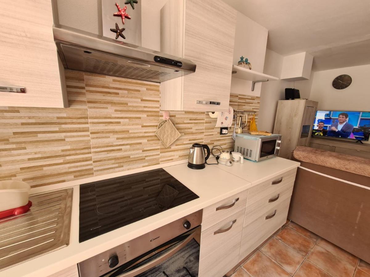 Stella Marina Appartamento 450 M Dal Mare 포르토스쿠소 외부 사진